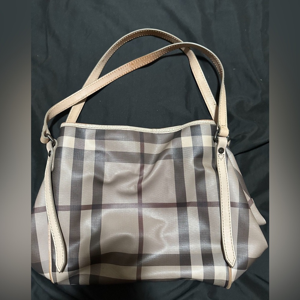 Burberry handbag authentic!
